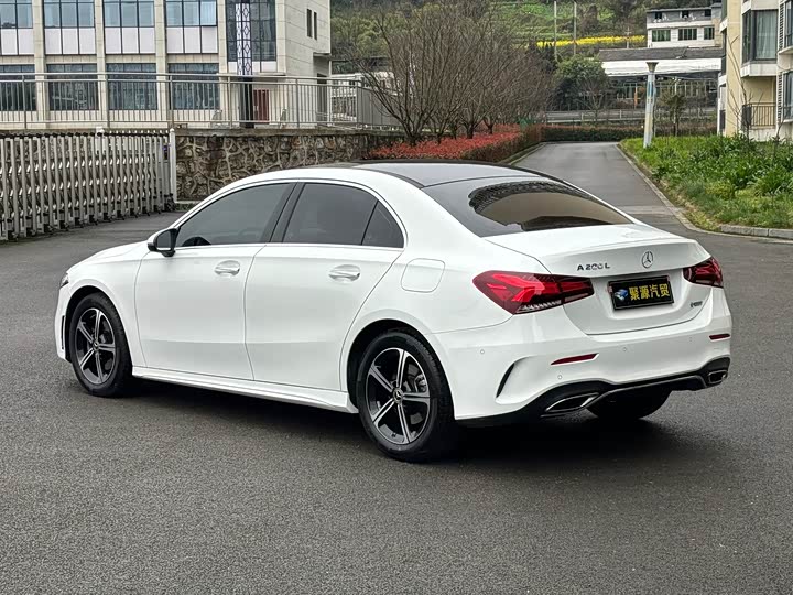 Фото 7 - Mercedes-Benz A-Class