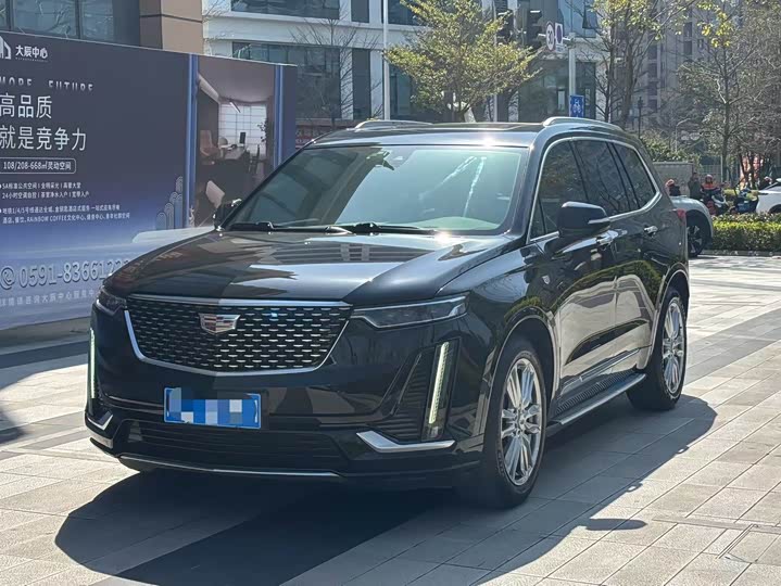 Фото 1 - Cadillac XT6