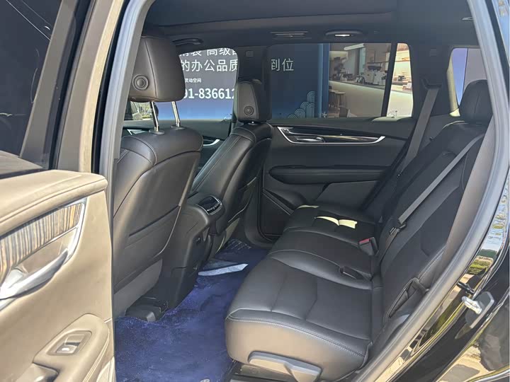 Фото 5 - Cadillac XT6