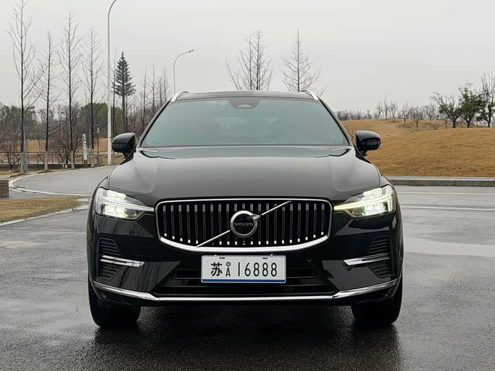Фото 2 - Volvo XC60