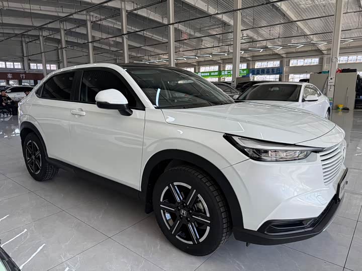 Photo 3 - Honda Vezel