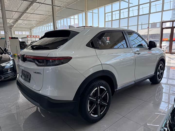 Photo 9 - Honda Vezel