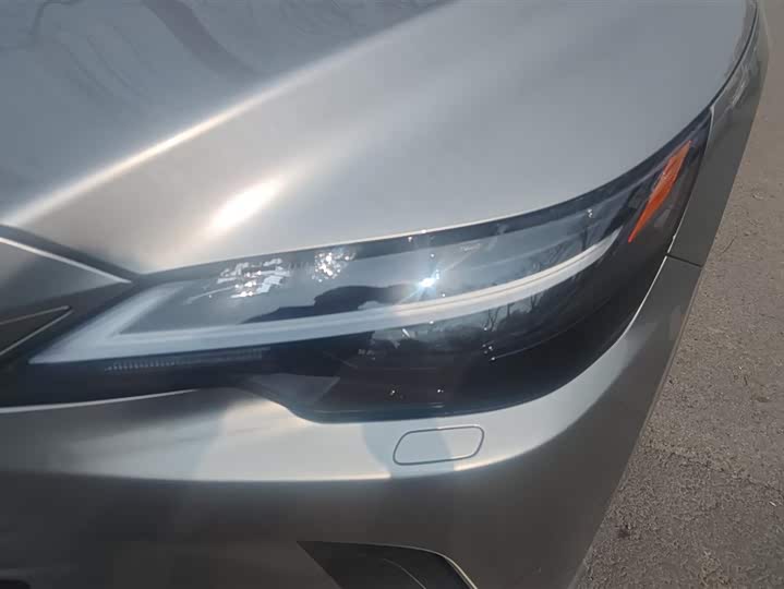 Фото 5 - Lexus RX