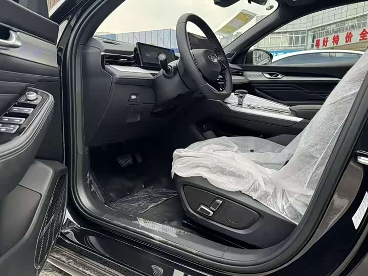 Фото 7 - Geely Preface