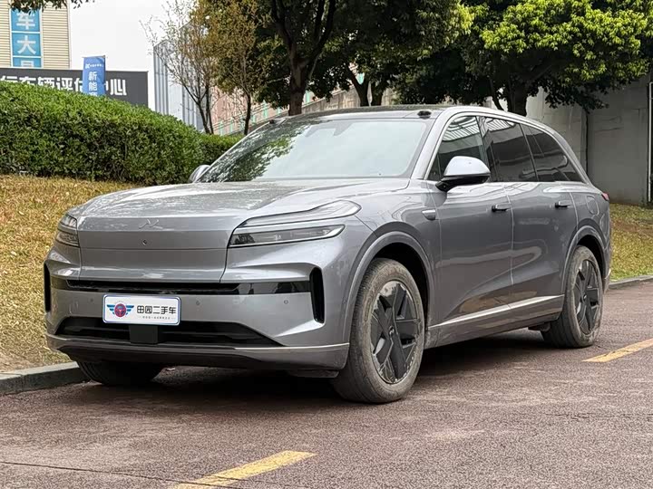 Фото 1 - Nio Onvo L90