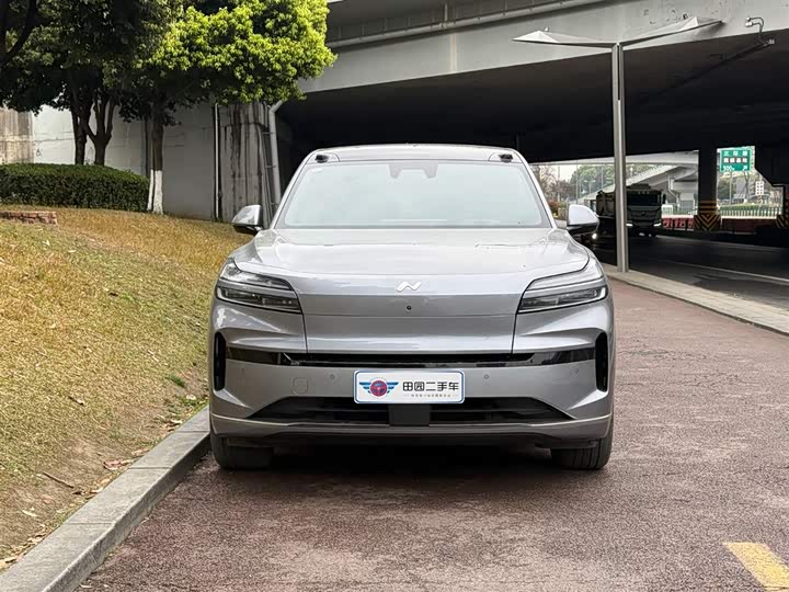 Фото 2 - Nio Onvo L90