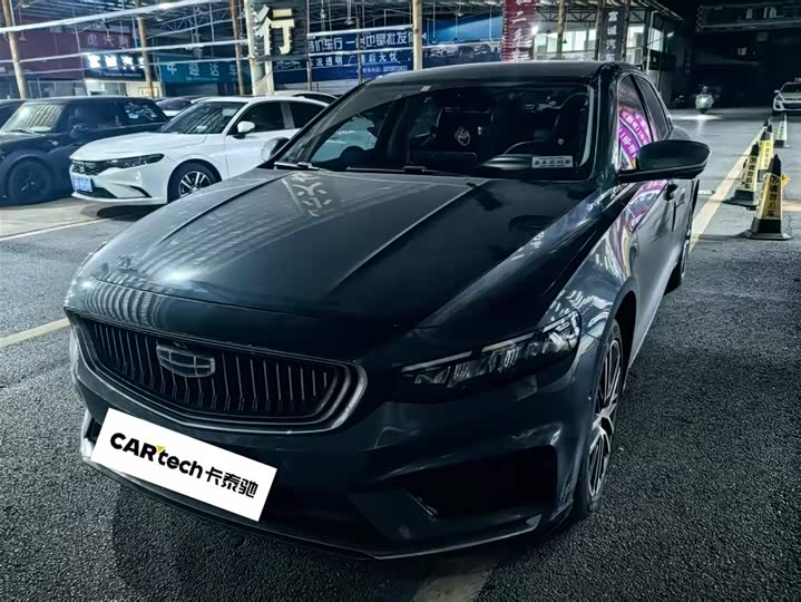 Фото 1 - Geely Preface