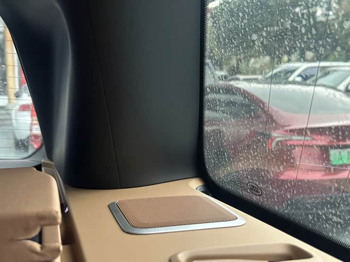 Фото 9 - Land Rover Range Rover