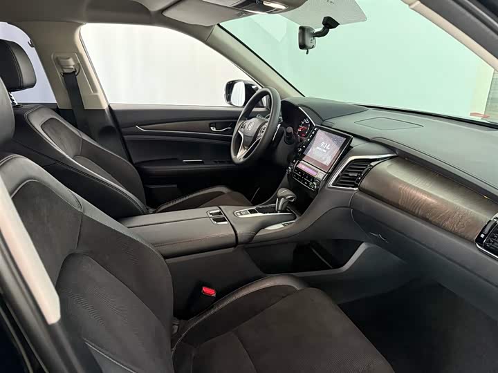 Фото 9 - Honda Avancier