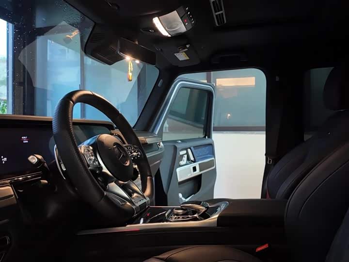 Фото 6 - Mercedes-Benz G-Class AMG