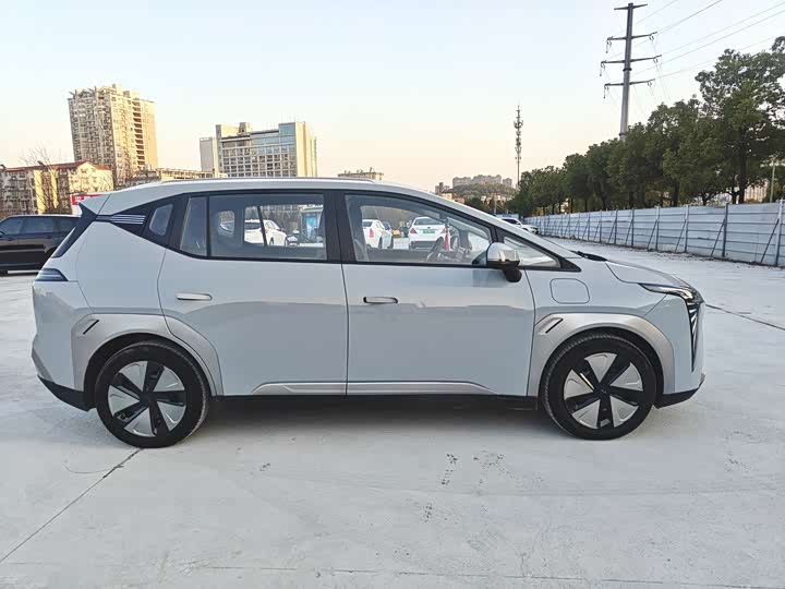 Фото 4 - GAC Aion Y