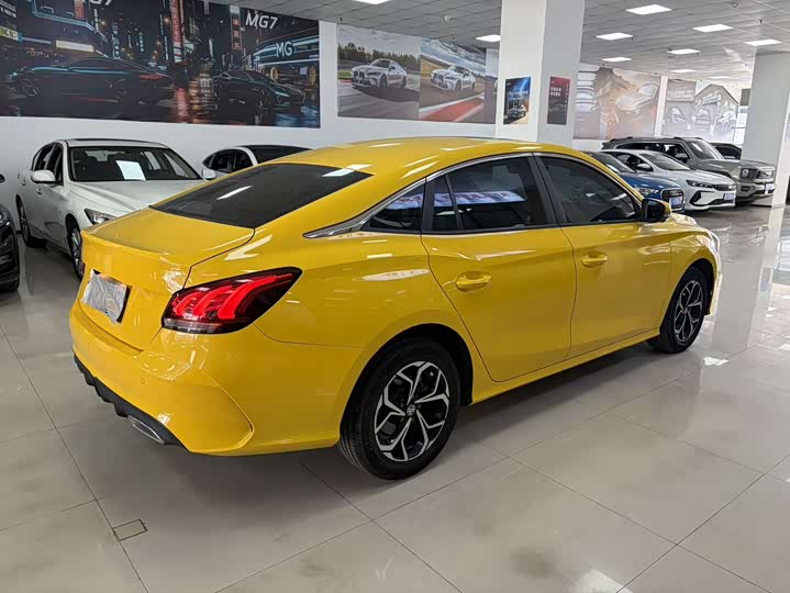 Фото 6 - MG Motor 5