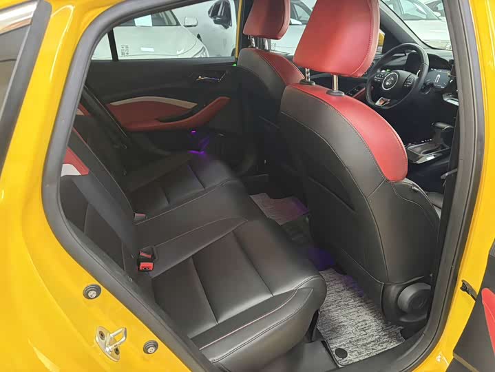 Фото 9 - MG Motor 5