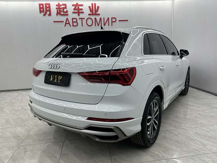 Фото 7 - Audi Q3