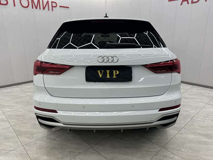 Фото 9 - Audi Q3