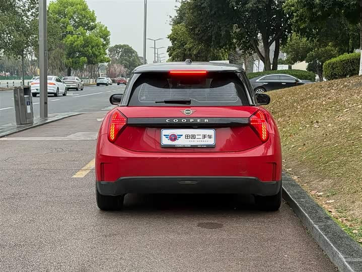 Фото 5 - Mini Cooper