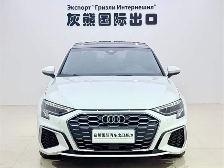 Фото 2 - Audi A3