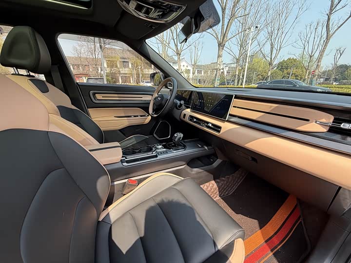 Фото 8 - Geely Icon