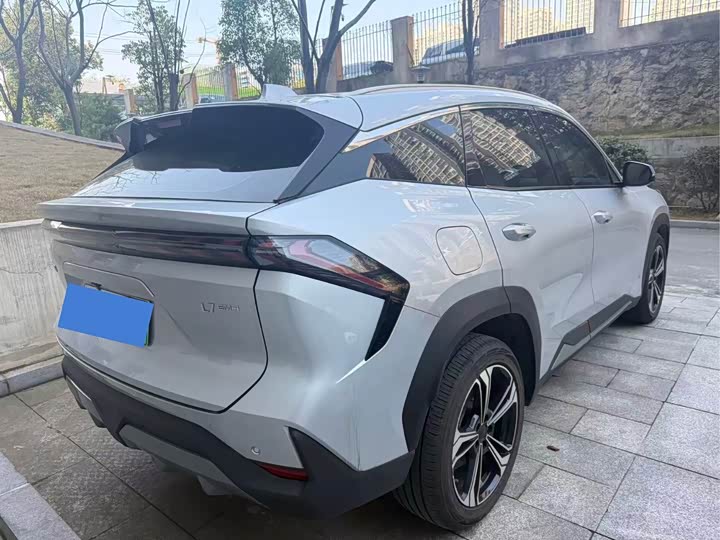 Фото 5 - Geely Galaxy L7