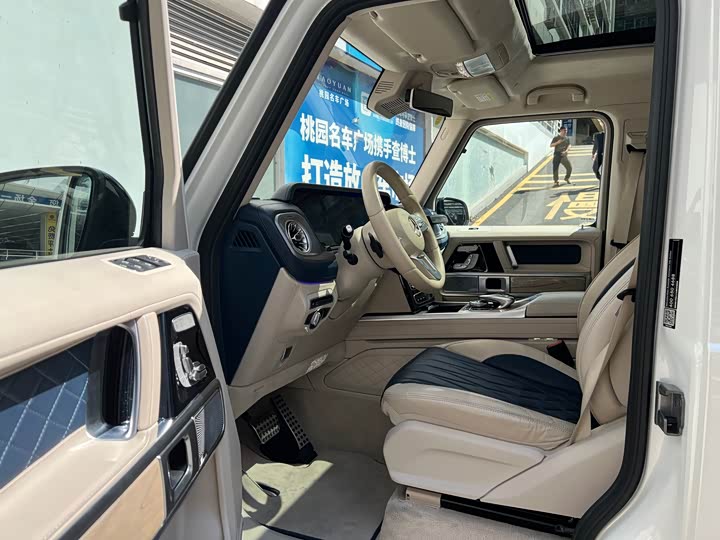 Фото 3 - Mercedes-Benz G-Class