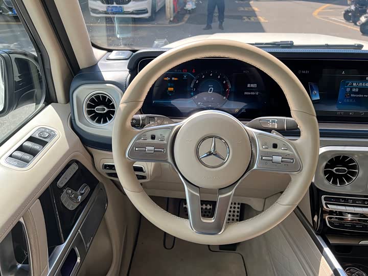 Фото 6 - Mercedes-Benz G-Class