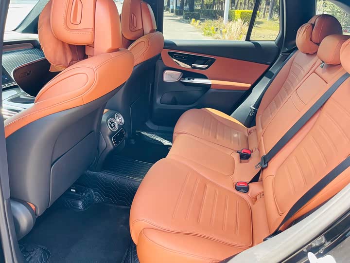 Фото 8 - Mercedes-Benz GLC-Class