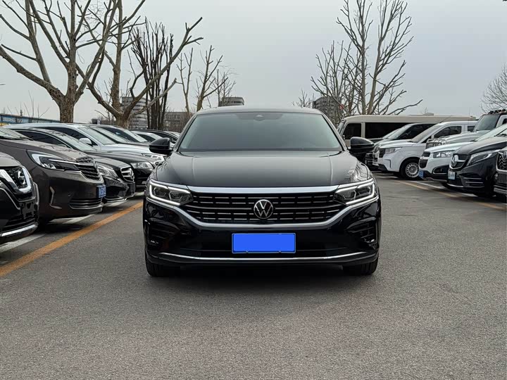 Фото 2 - Volkswagen Passat