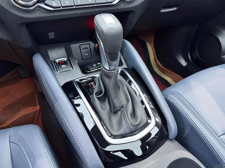 Фото 2 - Nissan Qashqai