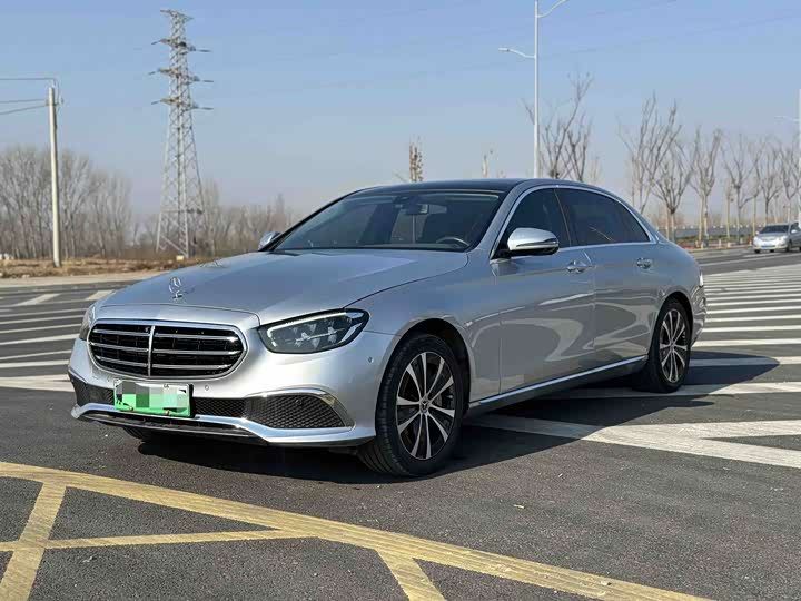 Photo 1 - Mercedes-Benz E-Class Hybrid