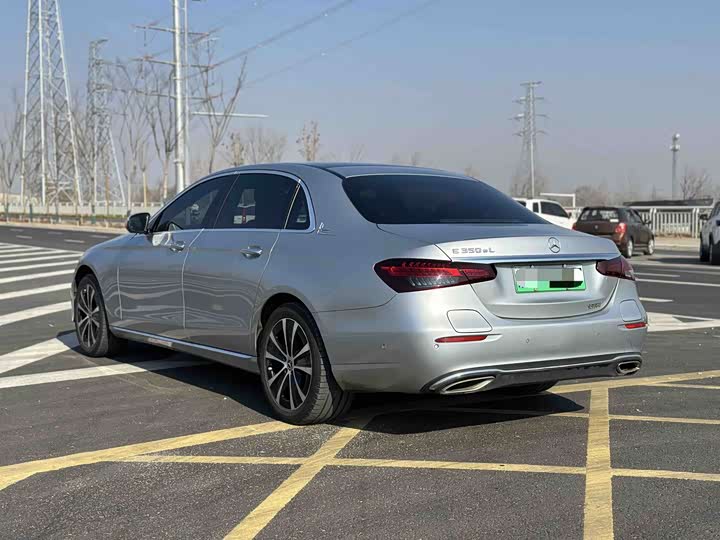 Photo 5 - Mercedes-Benz E-Class Hybrid