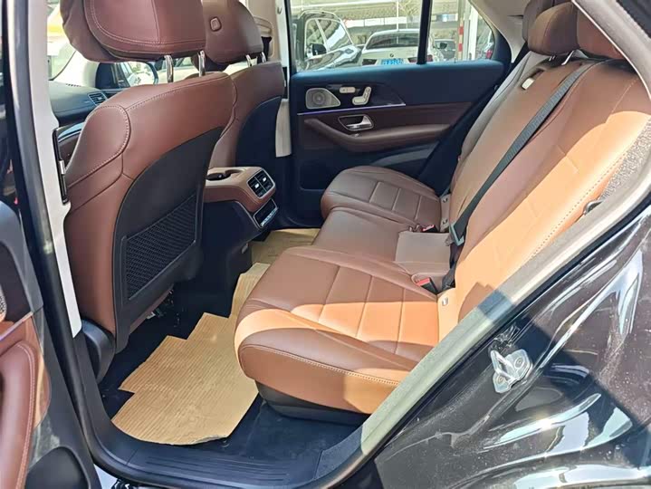 Фото 6 - Mercedes-Benz GLE-Class