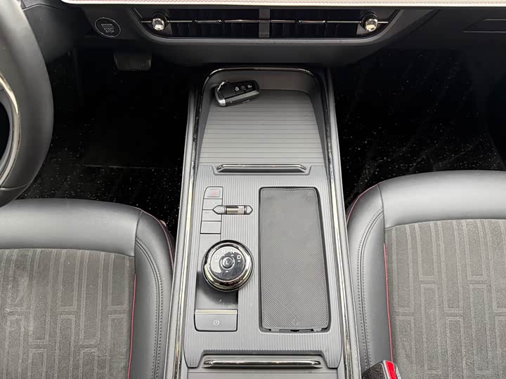 Фото 9 - Ford Mondeo