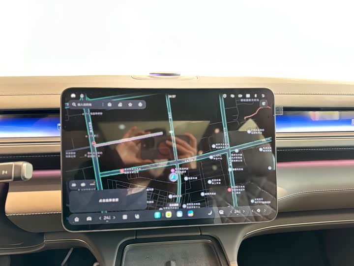 Фото 8 - Nio ES8