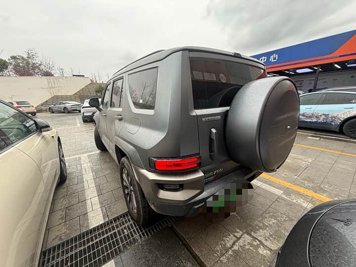 Фото 5 - Tank 700 Hybrid