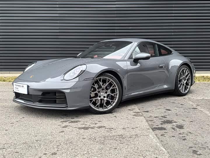 Фото 1 - Porsche 911