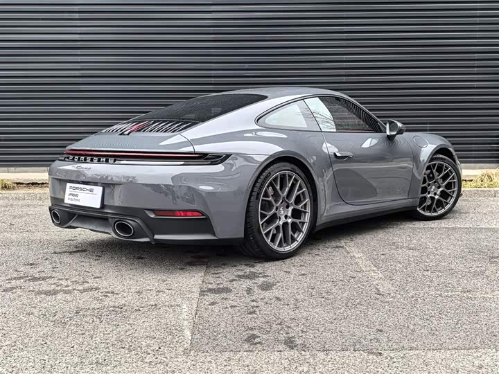 Фото 5 - Porsche 911