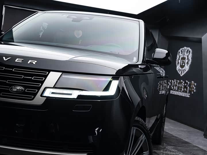 Photo 2 - Land Rover Range Rover