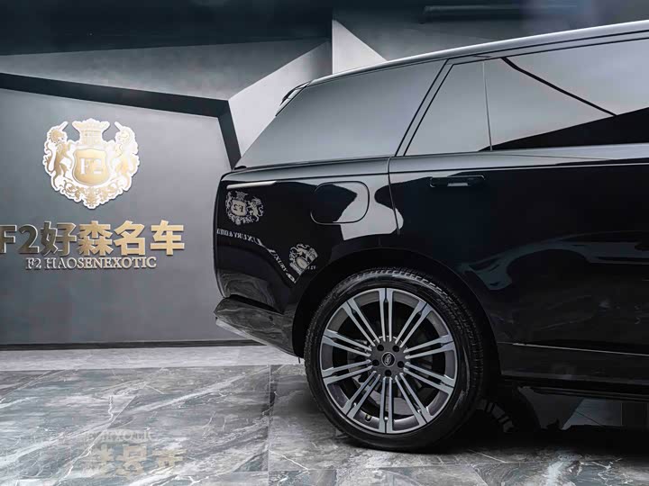 Photo 5 - Land Rover Range Rover