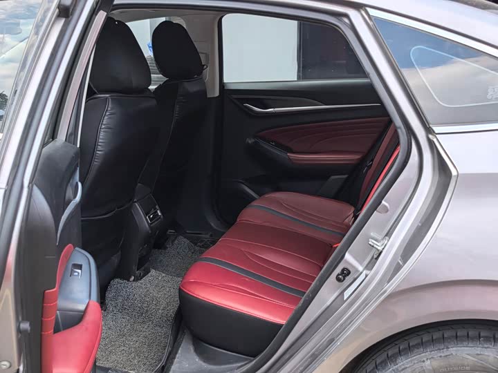 Фото 5 - Changan Eado Plus