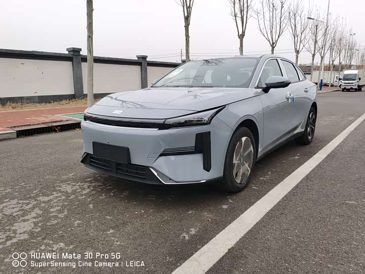 Photo 1 - Geely Galaxy L6