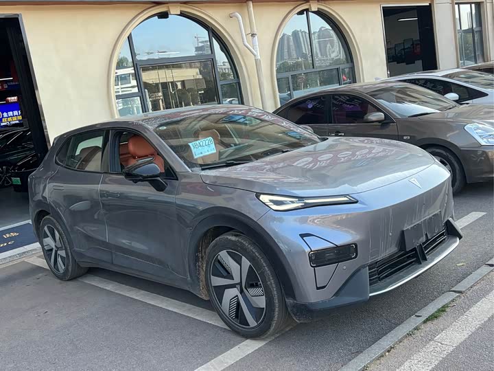 Фото 3 - Changan Deepal S05