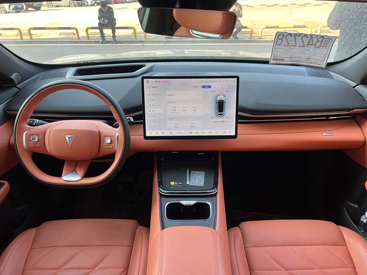 Фото 4 - Changan Deepal S05