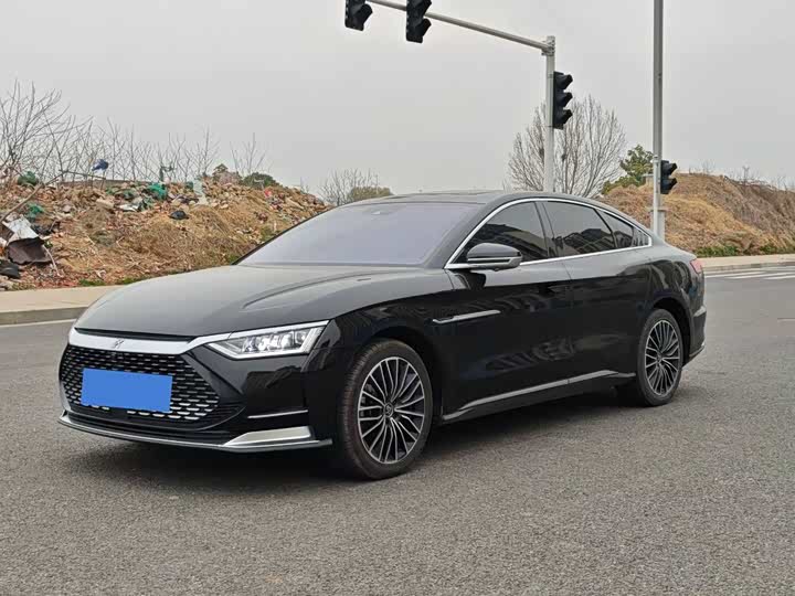 Фото 3 - BYD Han