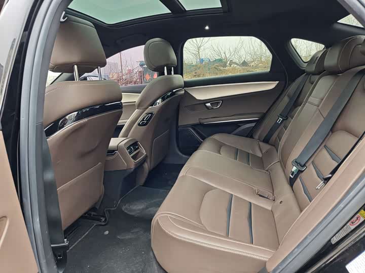 Фото 6 - BYD Han