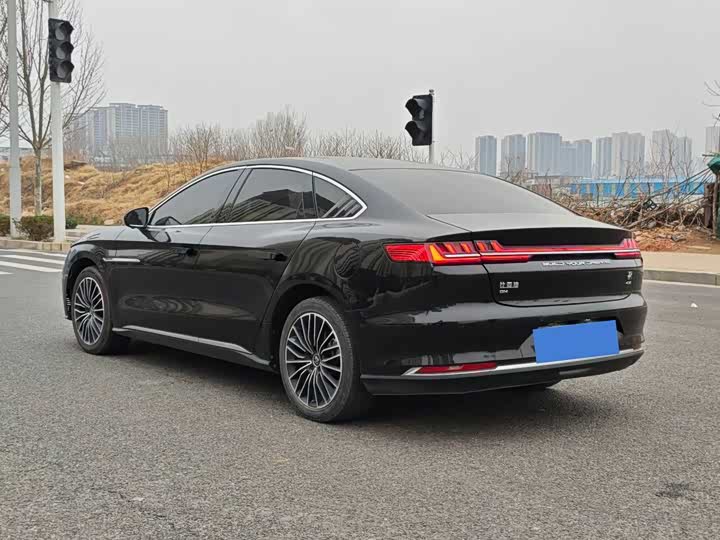 Фото 9 - BYD Han