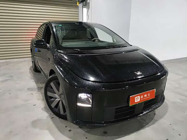 Photo 1 - LiXiang i6