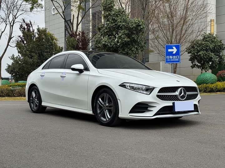 Фото 3 - Mercedes-Benz A-Class