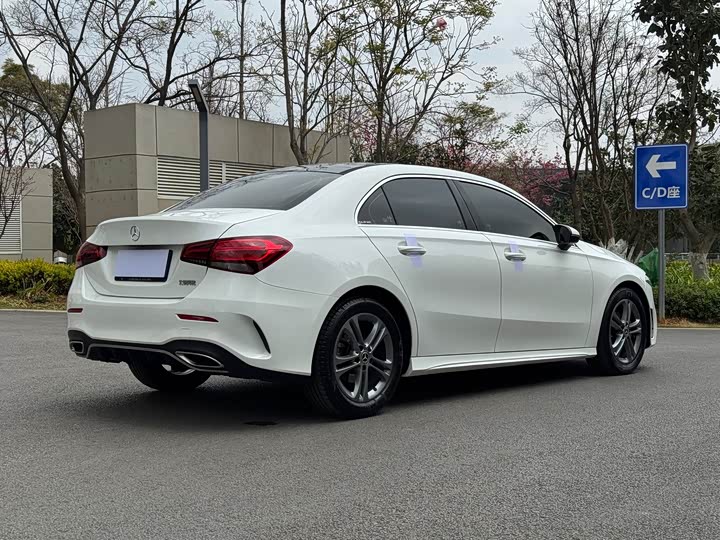 Фото 4 - Mercedes-Benz A-Class