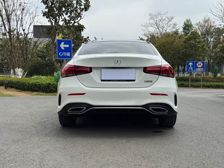 Фото 8 - Mercedes-Benz A-Class