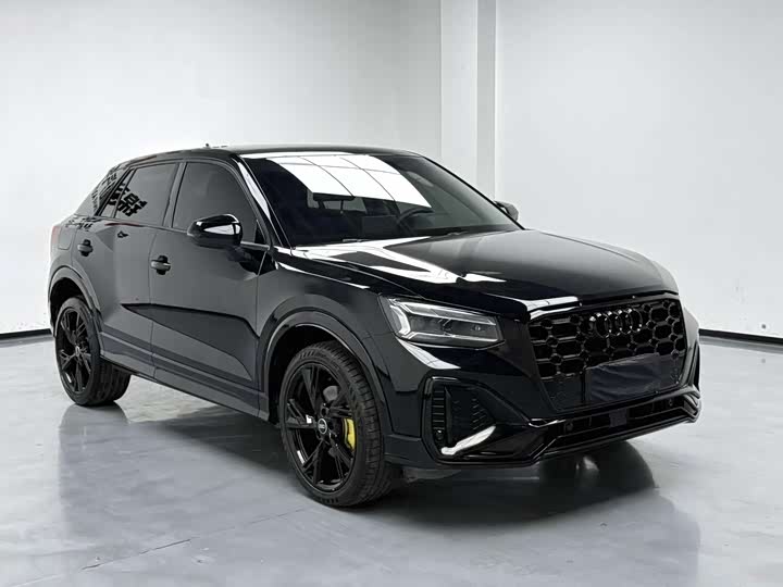 Фото 3 - Audi Q2L